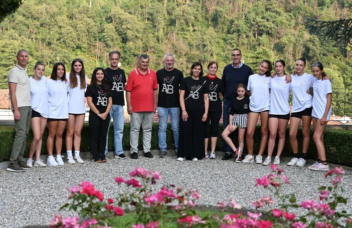 Presentata a Besozzo la nuova Volley Academy (foto di Angela Garro)