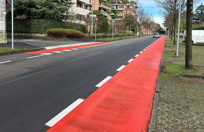 Via Valle Olona a Busto e le corsie per le bici: «Non tolgono spazio, vi spiego perché servono» Via Valle Olona a Busto e le corsie per le bici: «Non tolgono spazio, vi spiego perché servono»