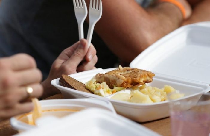 Coronavirus e solidarietà, quindici quintali di pollo per le mense varesine Coronavirus e solidarietà, quindici quintali di pollo per le mense varesine