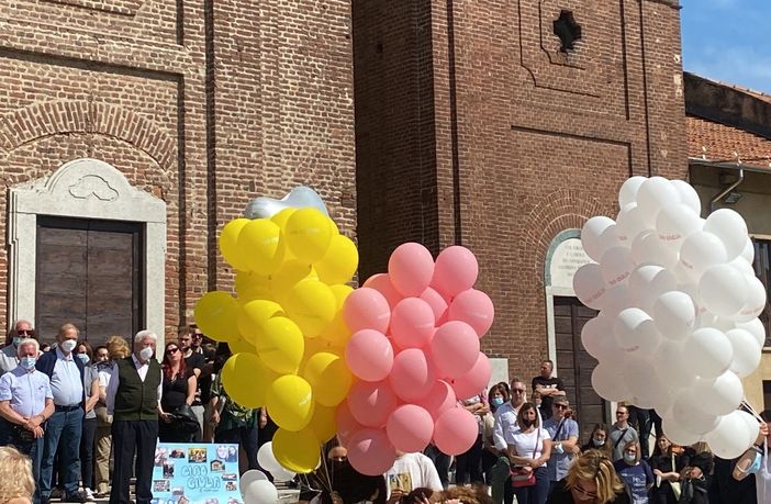 La lettera dei compagni di Giulia: «Il bene che ti vogliamo è più forte della violenza che ti ha portata via»