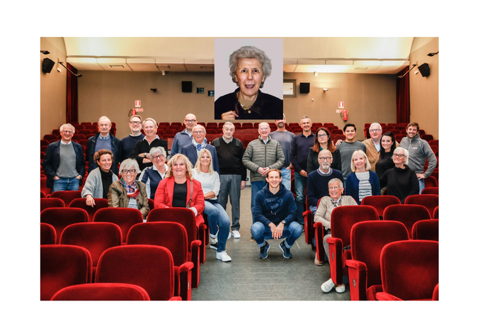 La compagnia al lavoro e il volto di Adelina, riferimento per tanti