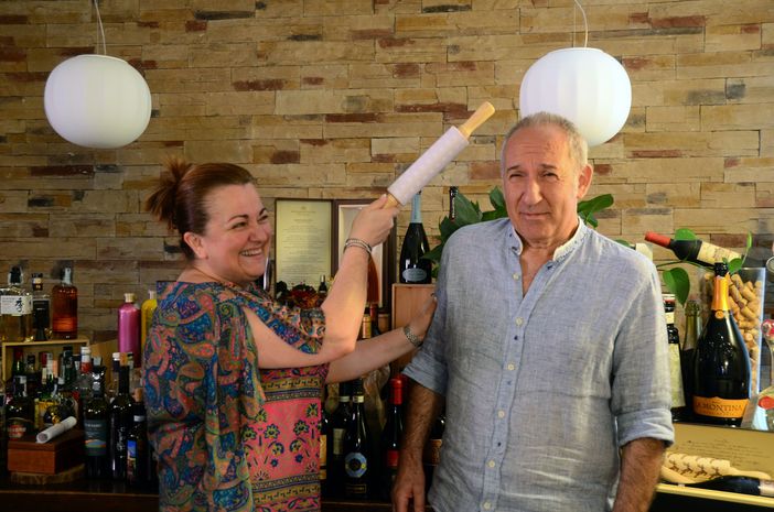 Vittoria e festa per la Openjobmetis a fine partita (foto Fabio Averna)