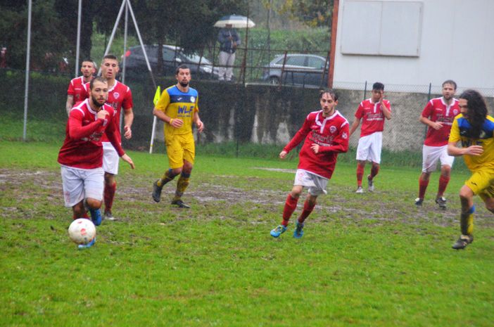 Una maglia biancorossa in campo è sempre una maglia biancorossa (Foto Ezio Macchi)