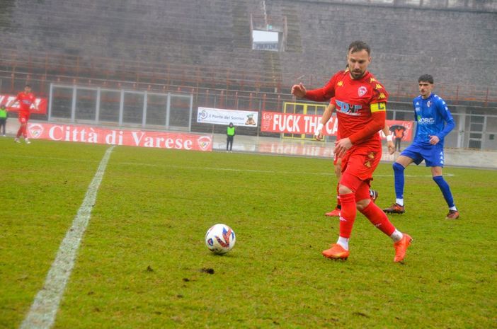 Ferdinando Vitofrancesco, 36 anni, capitano e condottiero biancorosso (foto Ezio Macchi) Ferdinando Vitofrancesco, 36 anni, capitano e condottiero biancorosso (foto Ezio Macchi)