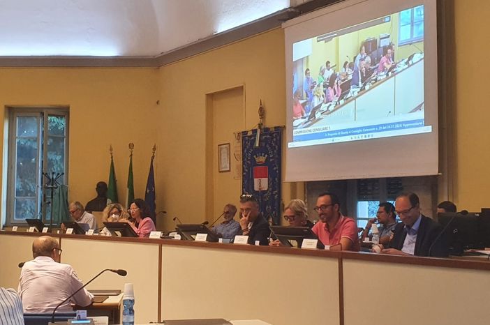 Busto, relazioni degli assessori in commissione. Il rimpasto per ora può attendere