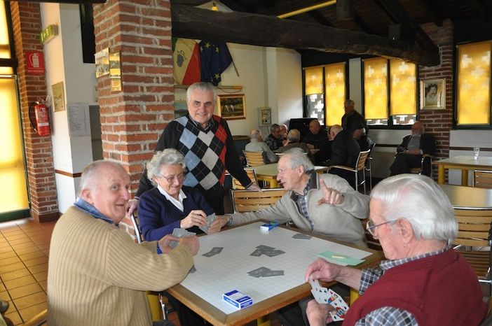 “PomeriggInsieme” torna ad animare il Centro Anziani di Sesto Calende “PomeriggInsieme” torna ad animare il Centro Anziani di Sesto Calende