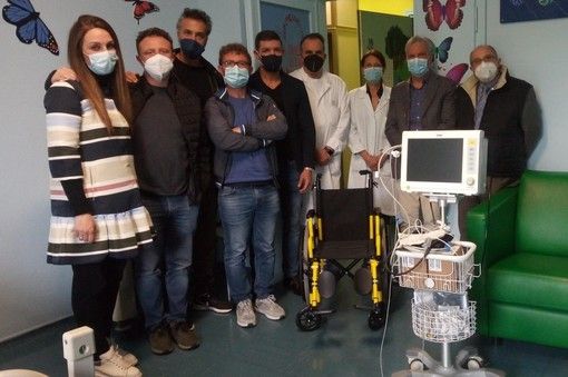 L'ultima donazione di Casa di Chiara, con Skorpion Club, alla Pediatria di Busto