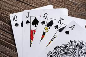 L'impatto dei giochi di carte sulla tolleranza allo stress