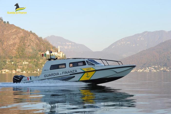 Avevano occupato abusivamente due aree demaniali sui laghi di Varese e Ghirla: multa da 419mila euro per due persone Avevano occupato abusivamente due aree demaniali sui laghi di Varese e Ghirla: multa da 419mila euro per due persone