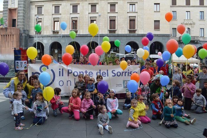 Svago, gioco e divertimento per famiglie e bambini con "Un Sorriso per il Ponte"