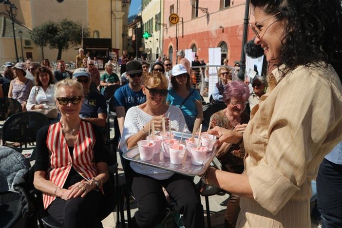 Alassio: numeri record per la quinta edizione del Festival della cucina con i Fiori (Fotogallery e video)