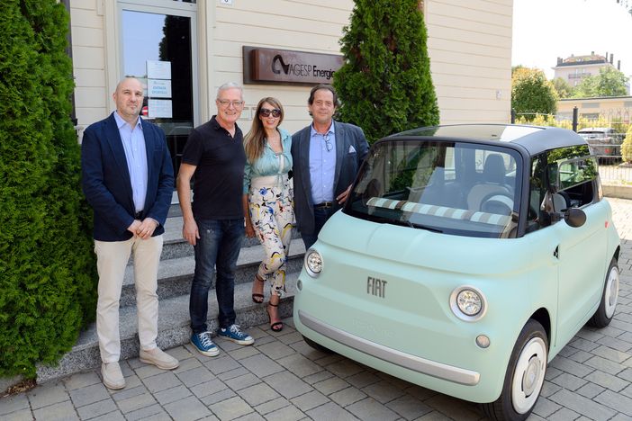 Agesp Energia premia la vincitrice: consegnata una Fiat Topolino 100% elettrica Agesp Energia premia la vincitrice: consegnata una Fiat Topolino 100% elettrica