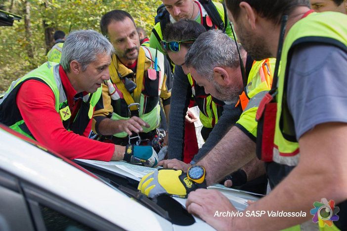 Uomo disperso nei boschi della Val Vigezzo, scattano le ricerche