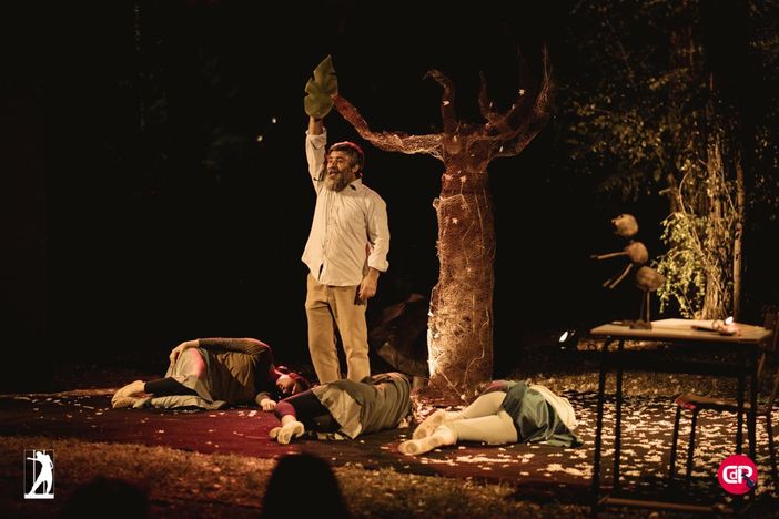 Busto, un weekend a teatro: «Bisogna essere felici per lottare» Busto, un weekend a teatro: «Bisogna essere felici per lottare»