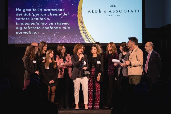 A&A - Albè & Associati vince il premio TopLegal per la specializzazione in data privacy e cybersecurity A&A - Albè & Associati vince il premio TopLegal per la specializzazione in data privacy e cybersecurity