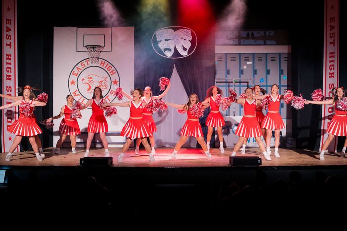 Una scena dagli spettacoli dello scorso novembre Una scena dagli spettacoli dello scorso novembre