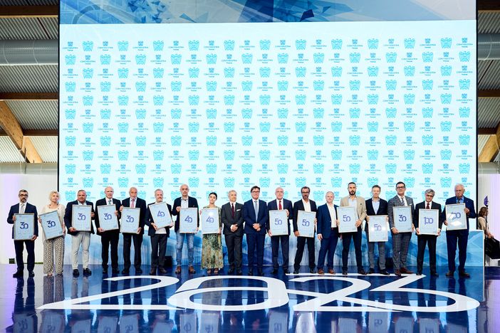 Due centenarie e tanta storia alle spalle: Confindustria premia le sue imprese