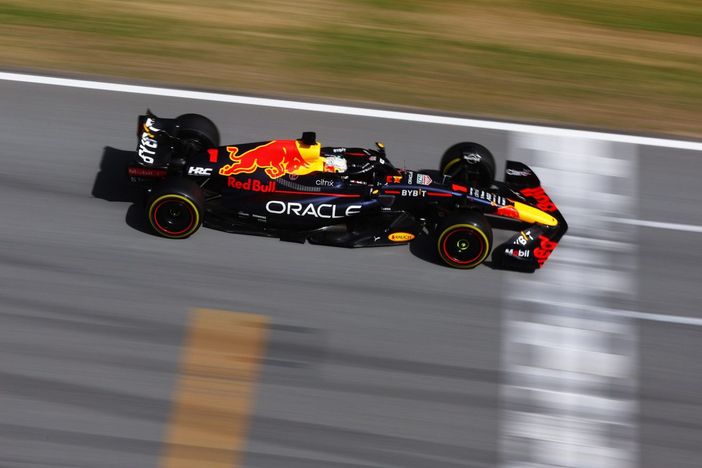 F1, Leclerc si ritira. Per Verstappen il "triplete" è servito F1, Leclerc si ritira. Per Verstappen il "triplete" è servito