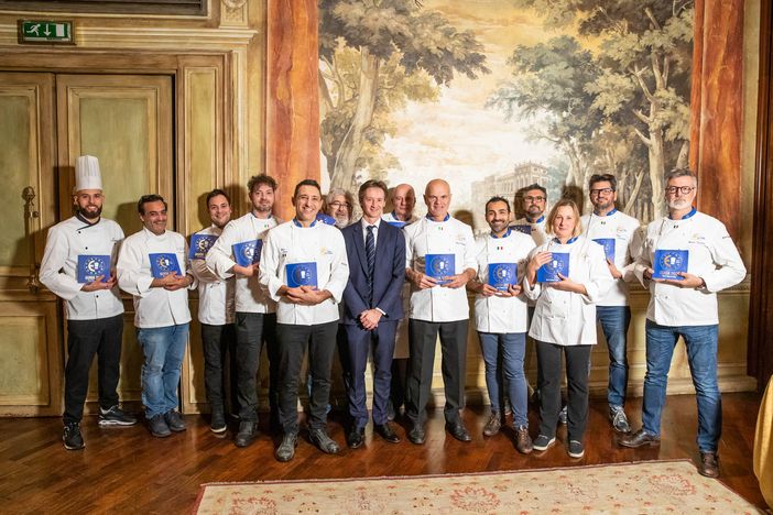 Enrico Derflingher e i cuochi Euro Toques esaltano il gorgonzola Enrico Derflingher e i cuochi Euro Toques esaltano il gorgonzola