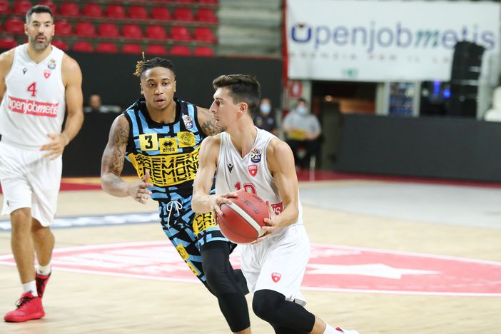 Cancellare il ricordo di Cremona più importante dei due punti: Varese attesa dall’esame Virtus Bologna Cancellare il ricordo di Cremona più importante dei due punti: Varese attesa dall’esame Virtus Bologna