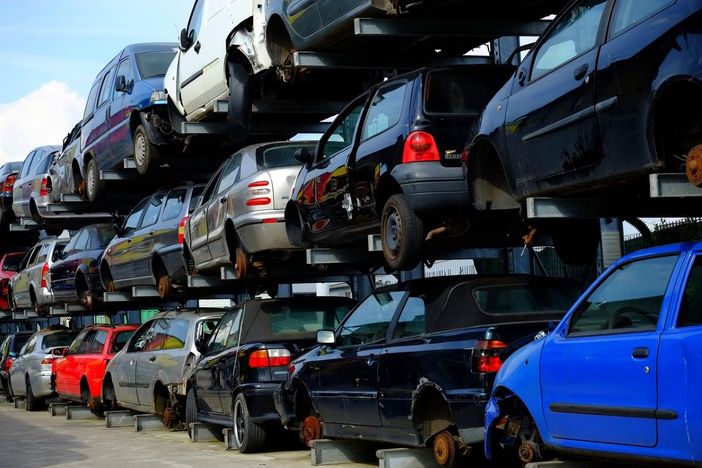 La Rottamazione Auto a Roma: Un Servizio Pratico ed Eco-friendly
