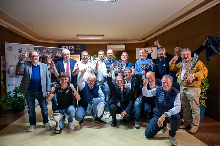 Serata di festa ieri all'ACI Varese (fotogallery a cura di Alessandro Umberto Galbiati) Serata di festa ieri all'ACI Varese (fotogallery a cura di Alessandro Umberto Galbiati)