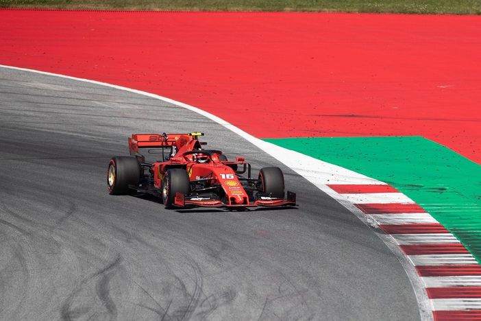 GP del Canada 2025: Leclerc vince a Montréal dopo una gara caotica
