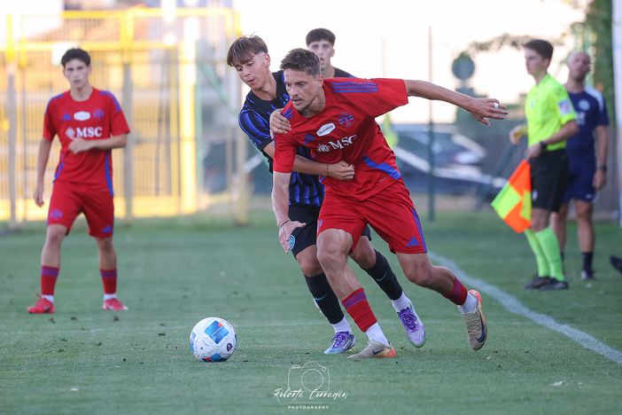 Guri in azione contro l'Inter Primavera (Foto Roberta Corradin - Varesina Calcio) Guri in azione contro l'Inter Primavera (Foto Roberta Corradin - Varesina Calcio)