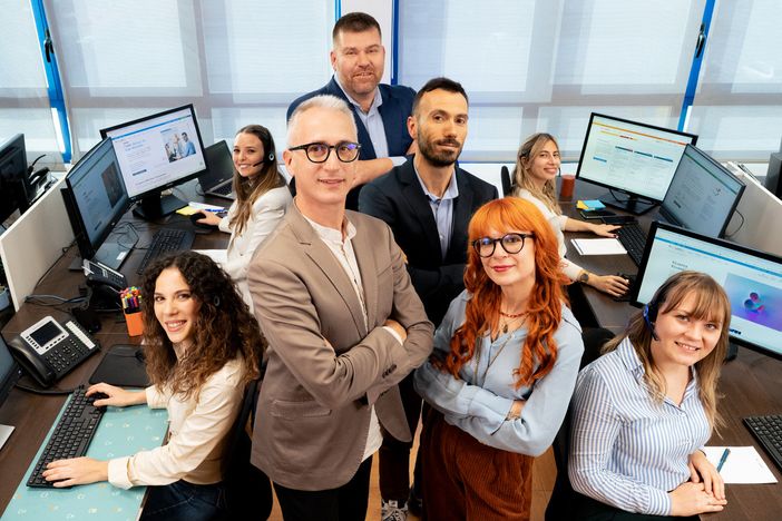 Ehiweb accelera nel 2025: crescita a doppia cifra, più fibra, più VoIP e una strategia che unisce infrastruttura e cultura digitale