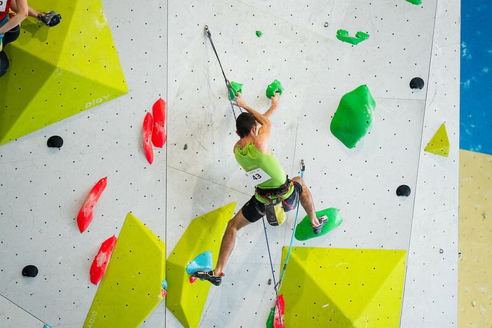 Un weekend di sfide verticali al Salewa Cube di San Fermo Un weekend di sfide verticali al Salewa Cube di San Fermo