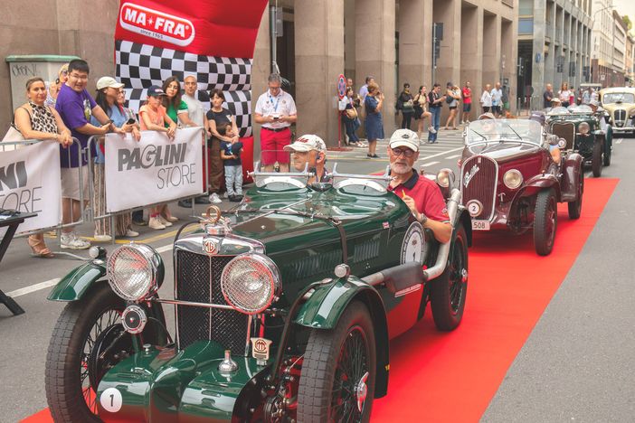 Ecco la Coppa dei Tre Laghi e Varese Campo dei Fiori: lo spettacolo delle 90 auto storiche al via Ecco la Coppa dei Tre Laghi e Varese Campo dei Fiori: lo spettacolo delle 90 auto storiche al via