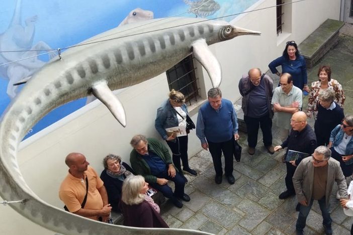 Il 9 dicembre Besano festeggia il "suo" Besanosauro a 30 anni dalla scoperta del fossile Il 9 dicembre Besano festeggia il "suo" Besanosauro a 30 anni dalla scoperta del fossile