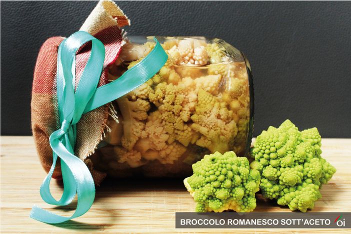 MercoledìVeg di Ortofruit: oggi prepariamo il broccolo romanesco sott’aceto MercoledìVeg di Ortofruit: oggi prepariamo il broccolo romanesco sott’aceto