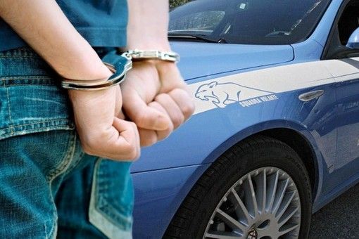 Gallarate: tenta la fuga durante il controllo, arrestato straniero irregolare per resistenza a pubblico ufficiale