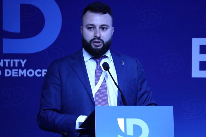 Davide Quadri a Firenze all'evento dei Sovranisti europei: «Qui la vera Europa dei patrioti»