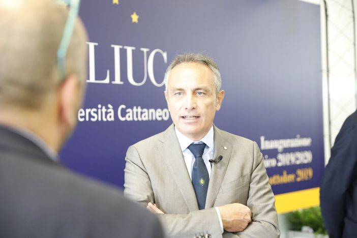 La Liuc riceve 86mila euro dal 5 per mille, raddoppia la cifra e la mette a disposizione per il sostegno allo studio La Liuc riceve 86mila euro dal 5 per mille, raddoppia la cifra e la mette a disposizione per il sostegno allo studio