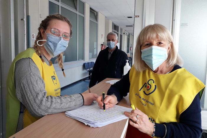 LA LETTERA. Emanuela Crivellaro volontaria al centro vaccini: «Vedo la soddisfazione di aver compiuto una missione importante per la comunità»