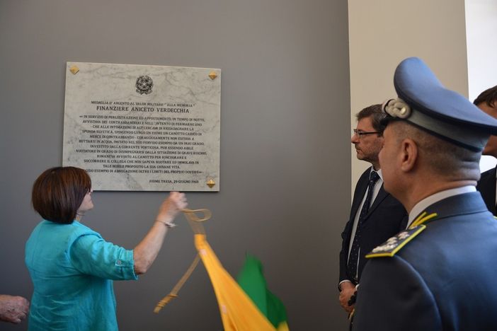 Giancarlo Giorgetti all'inaugurazione della nuova caserma della Guardia di Finanza in via Pasubio a Varese Giancarlo Giorgetti all'inaugurazione della nuova caserma della Guardia di Finanza in via Pasubio a Varese