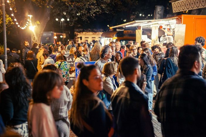Legnano dà il bentornato agli Street Chef del Rolling Truck Street Food FestivaI, buon cibo, Dj set e musica live Legnano dà il bentornato agli Street Chef del Rolling Truck Street Food FestivaI, buon cibo, Dj set e musica live