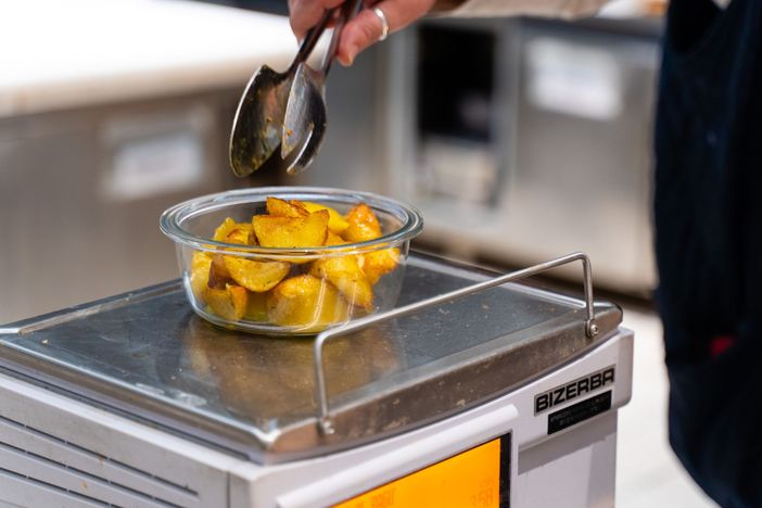 In 17 supermercati Carrefour della provincia di Varese la spesa è "sballata"