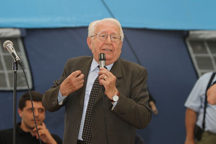 Polo della sicurezza di Malnate nel nome di Zamberletti. Sì unanime della Provincia Polo della sicurezza di Malnate nel nome di Zamberletti. Sì unanime della Provincia