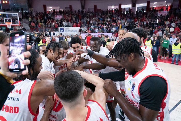 Openjobmetis che torna a esultare dopo otto sconfitte consecutive (foto Fabio Averna)