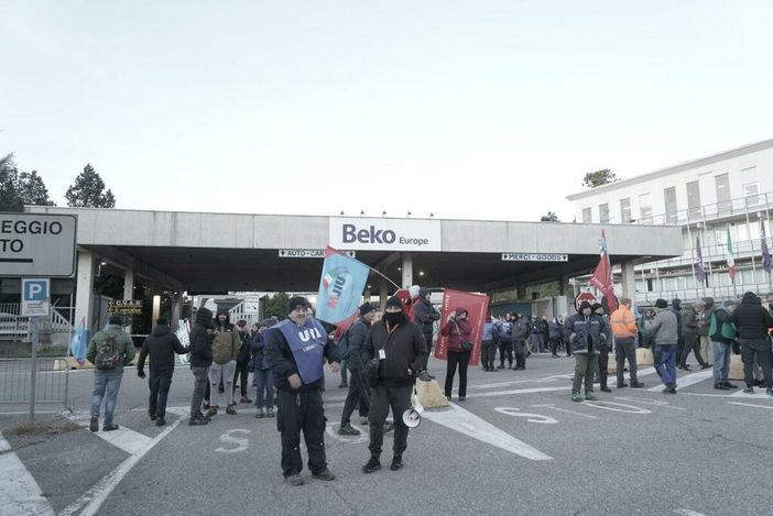 Una delle manifestazioni dei lavoratori Beko del 2024 a Cassinetta