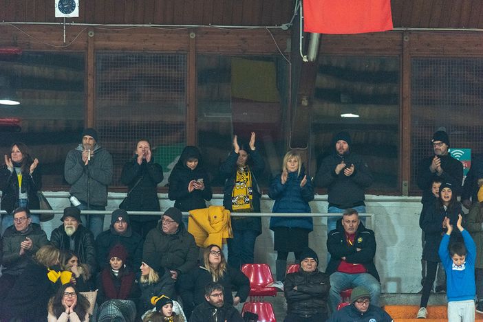 FOTOGALLERY. I volti della gioia per la vittoria dei Mastini di nuovo primi FOTOGALLERY. I volti della gioia per la vittoria dei Mastini di nuovo primi