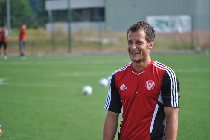 Fabrizio Grillo, 36 anni, 71 presenze nel Varese in serie B (foto Ezio Macchi) Fabrizio Grillo, 36 anni, 71 presenze nel Varese in serie B (foto Ezio Macchi)