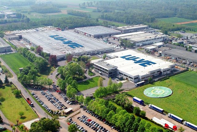 Lo stabilimento della Lu-Ve di Uboldo