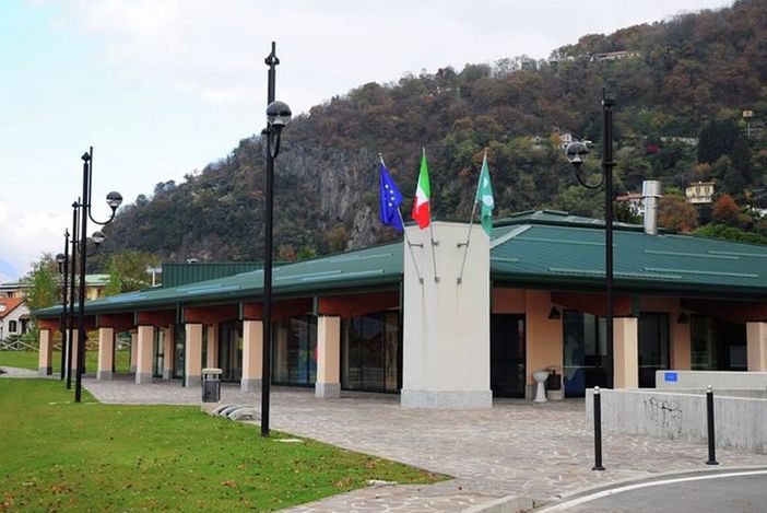 Il parco delle feste a Maccagno dove si svolgerà la grigliata di Pasquetta Il parco delle feste a Maccagno dove si svolgerà la grigliata di Pasquetta