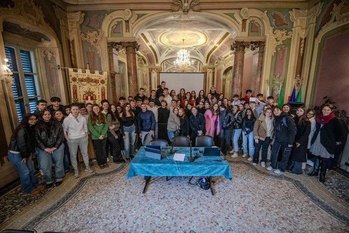 Premiate tre classi di Itet Varese e Isis Valceresio al concorso "Morselli per le scuole"