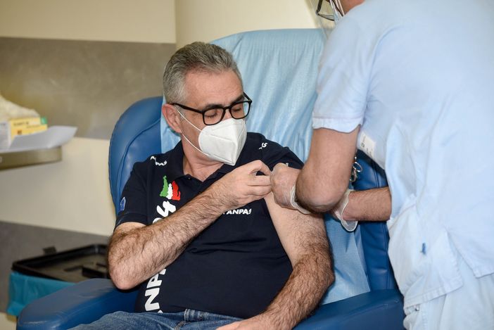 Da mercoledì in Lombardia al via le somministrazioni del vaccino anti Omicron