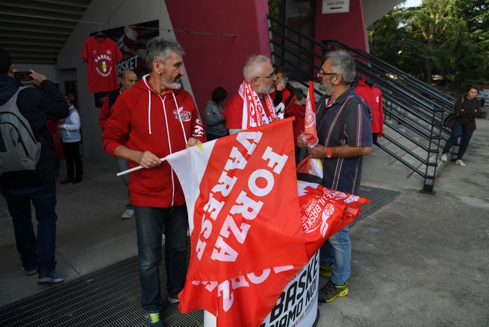 Il Basket Siamo Noi organizza la trasferta per domenica a Brescia